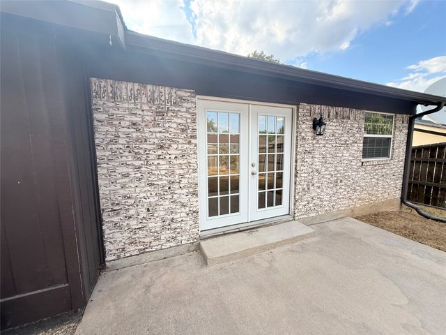 2704 Springlake Court, Irving, TX 75060