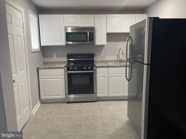 413 IVY ST, Chester, PA 19013