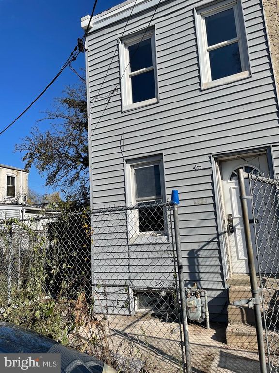 413 IVY ST, Chester, PA 19013