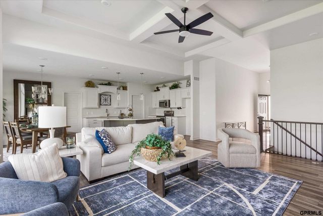 6702 S 200 Avenue, Omaha, NE 68135