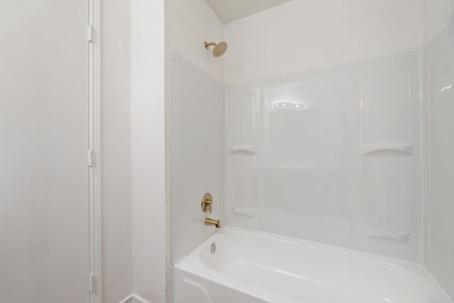 5909 Shady Springs Trail, Fort Worth, TX 76179