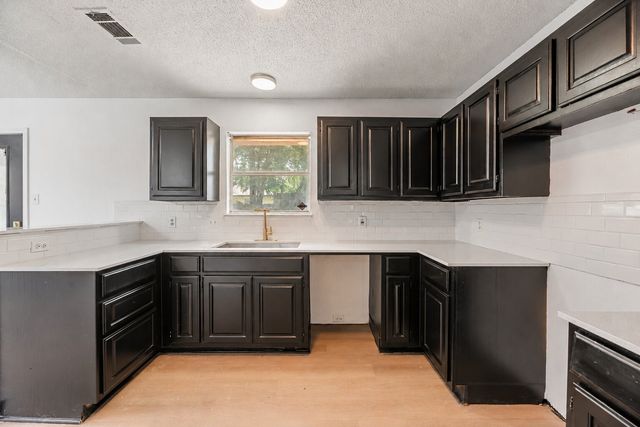 5909 Shady Springs Trail, Fort Worth, TX 76179