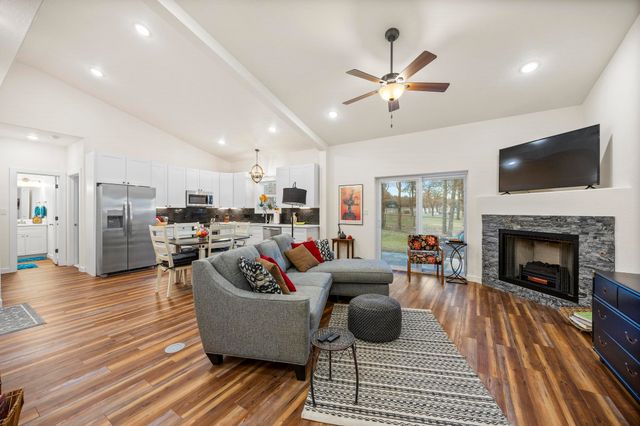 2024 Antler Loop, Poolville, TX 76487