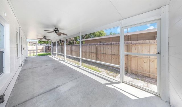 653 64TH AVENUE S, St Petersburg, FL 33705