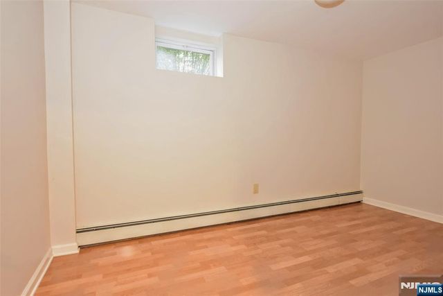 60 Dimmig Road, Upper Saddle River, NJ 07458