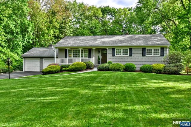 60 Dimmig Road, Upper Saddle River, NJ 07458