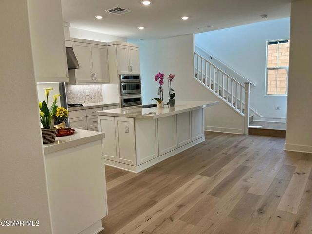 779 Edward Scholle Drive, Camarillo, CA 93010