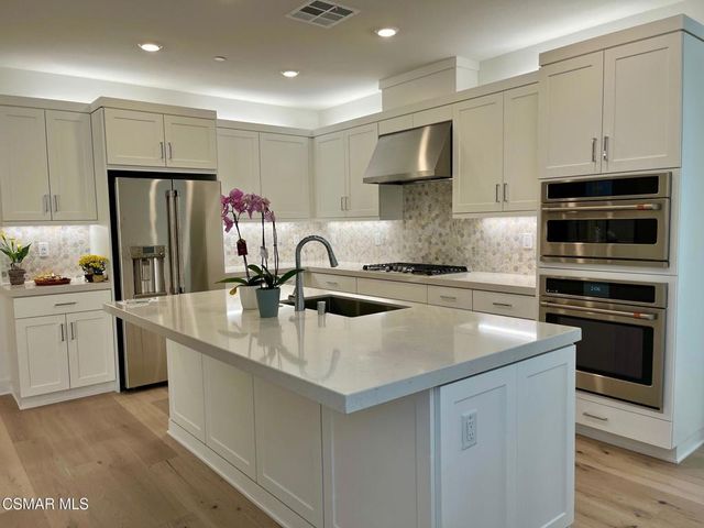 779 Edward Scholle Drive, Camarillo, CA 93010