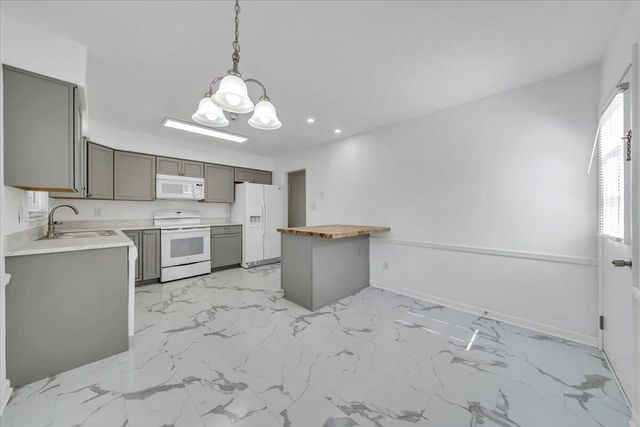 3149 Ventnor RD, Roanoke, VA 24014