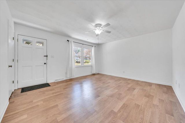 3149 Ventnor RD, Roanoke, VA 24014