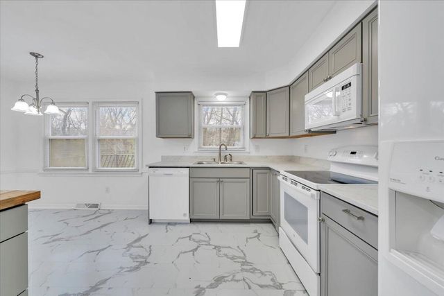 3149 Ventnor RD, Roanoke, VA 24014