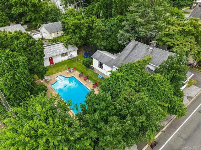 96 Main Street, Garnerville, NY 10923