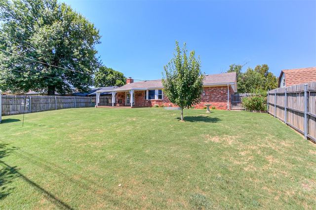 2912 Shadybrook Drive, Oklahoma City, OK 73110