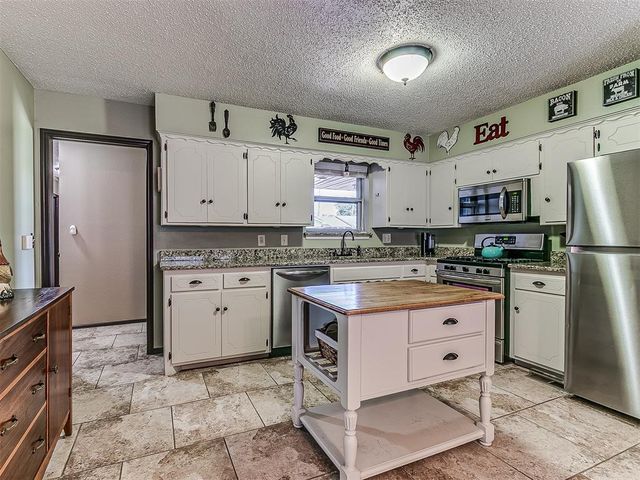 2912 Shadybrook Drive, Oklahoma City, OK 73110