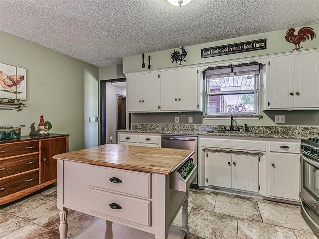 2912 Shadybrook Drive, Oklahoma City, OK 73110