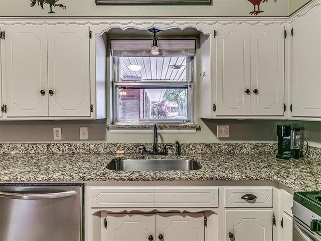 2912 Shadybrook Drive, Oklahoma City, OK 73110