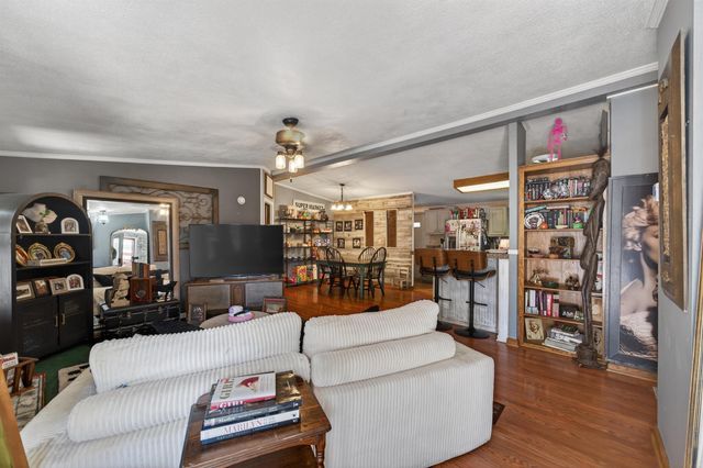 1204 E Idlewild, Wichita, KS 67216