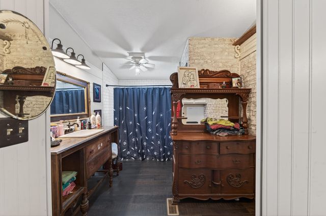 1204 E Idlewild, Wichita, KS 67216