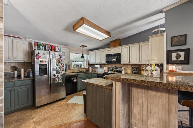 1204 E Idlewild, Wichita, KS 67216