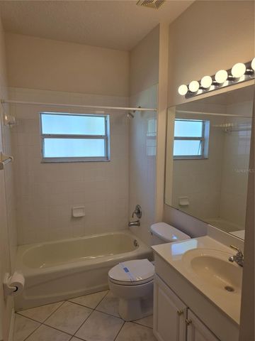 2282 FENTON AVENUE, Clermont, FL 34711