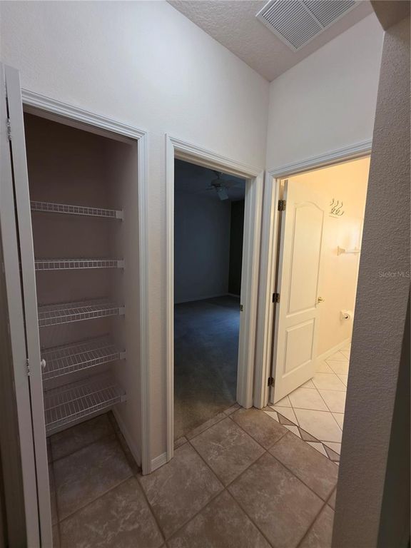 Image 21 of property listing at 2282 FENTON AVENUE, Clermont, FL 34711