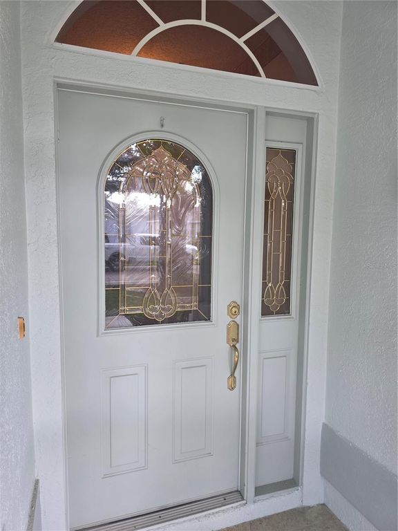 Image 4 of property listing at 2282 FENTON AVENUE, Clermont, FL 34711