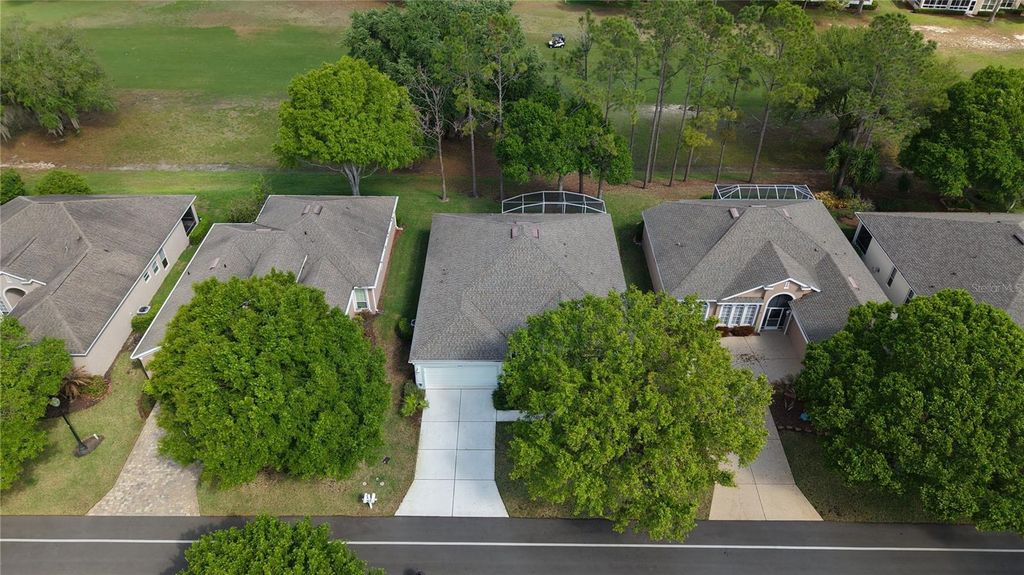 Image 37 of property listing at 2282 FENTON AVENUE, Clermont, FL 34711