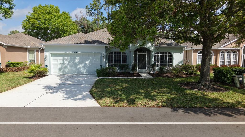 Image 41 of property listing at 2282 FENTON AVENUE, Clermont, FL 34711