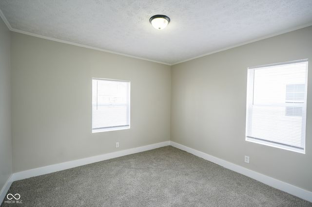 313 E 39th Street, Anderson, IN 46013