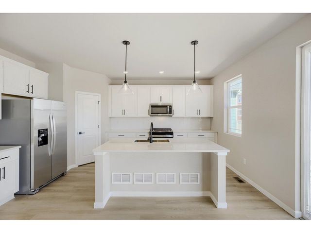 216 Sugar Beet Ln, Berthoud, CO 80513