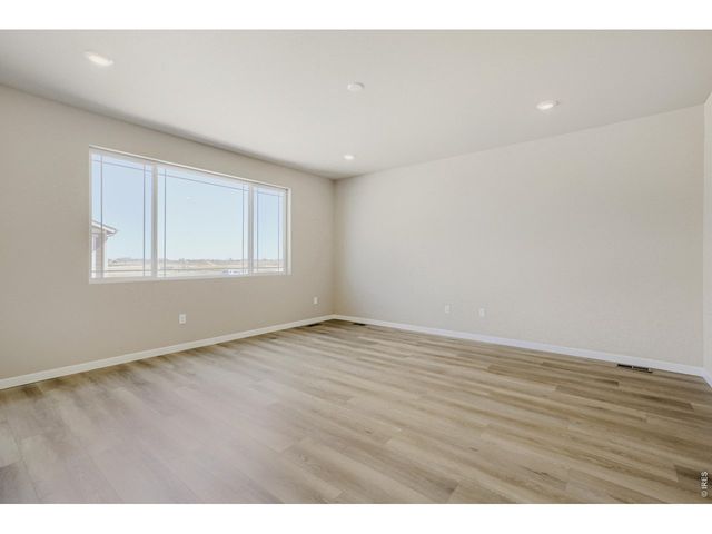 216 Sugar Beet Ln, Berthoud, CO 80513