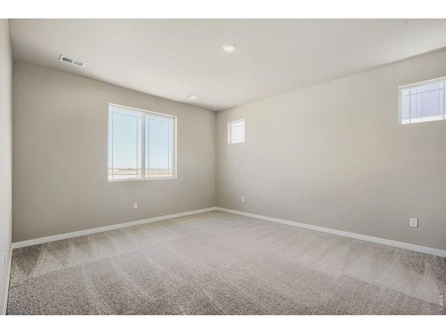 216 Sugar Beet Ln, Berthoud, CO 80513