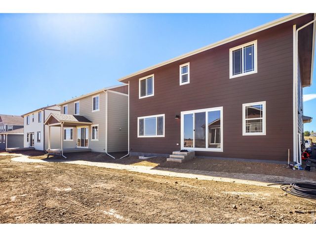 216 Sugar Beet Ln, Berthoud, CO 80513