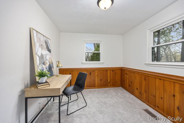 1510 Southlawn Drive SW, Wyoming, MI 49509