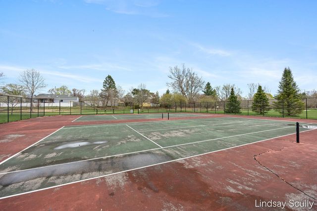 1510 Southlawn Drive SW, Wyoming, MI 49509