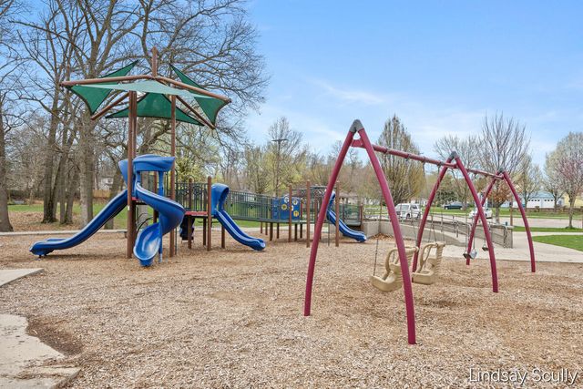 1510 Southlawn Drive SW, Wyoming, MI 49509