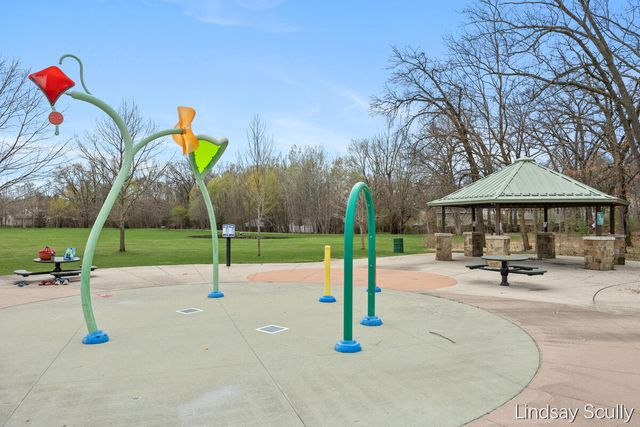 1510 Southlawn Drive SW, Wyoming, MI 49509