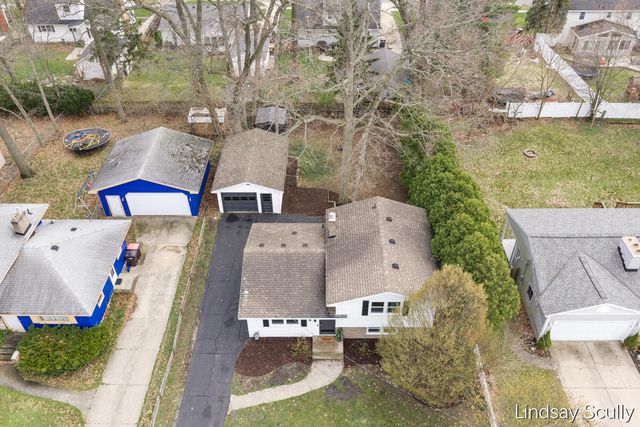 1510 Southlawn Drive SW, Wyoming, MI 49509