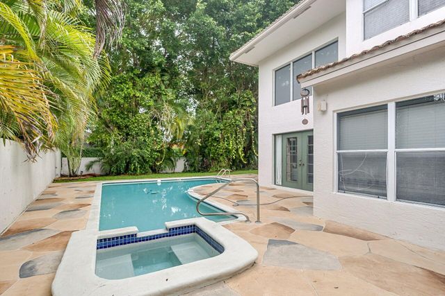 10811 BEXLEY Boulevard, Boca Raton, FL 33428