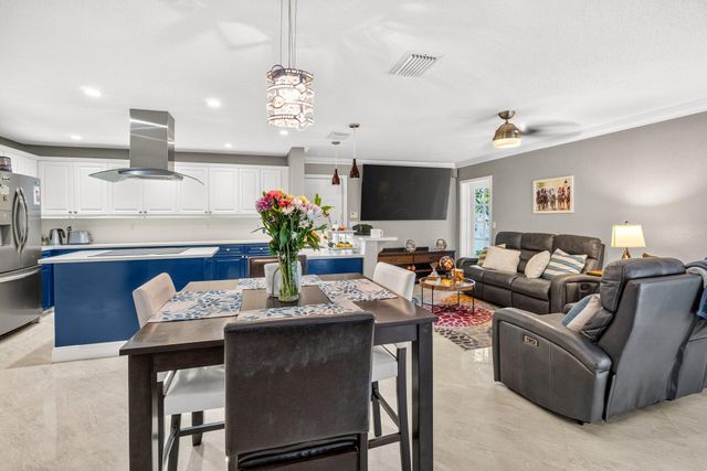 10811 BEXLEY Boulevard, Boca Raton, FL 33428