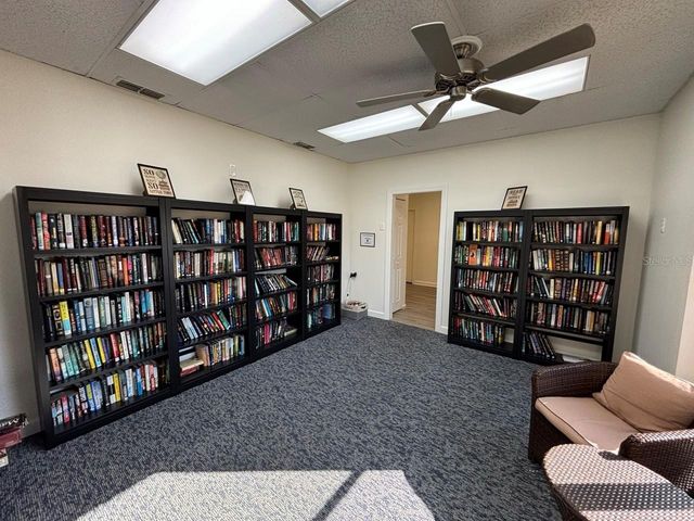5817 PARK STREET N 406, St Petersburg, FL 33709