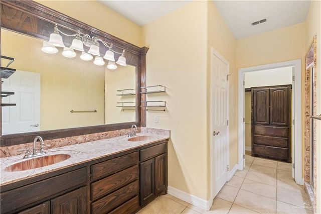 320 Pheasant Drive, La Joya, TX 78560