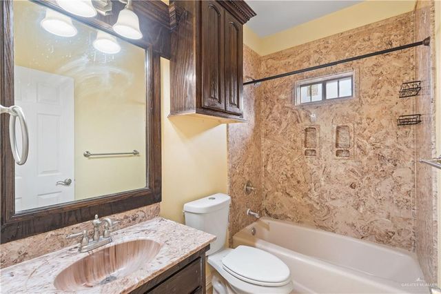 320 Pheasant Drive, La Joya, TX 78560