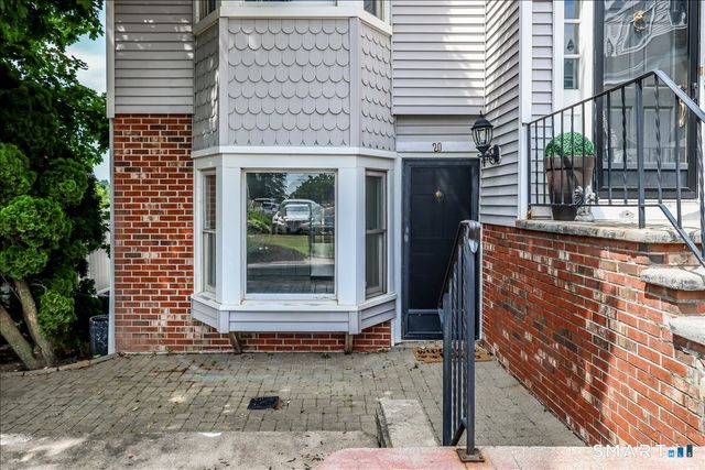 124-130 Deer Hill Avenue A20, Danbury, CT 06810