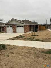 1200 N 8th Street, Killeen, TX 76541