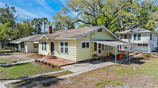 300 PRESIDENT STREET, Dunedin, FL 34698