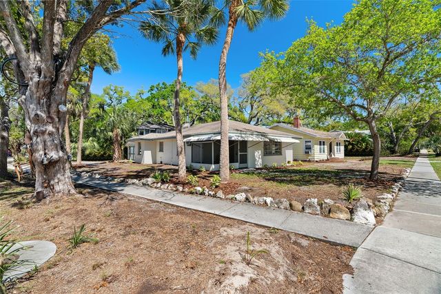 300 PRESIDENT STREET, Dunedin, FL 34698