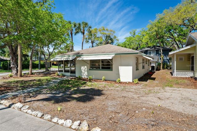 300 PRESIDENT STREET, Dunedin, FL 34698