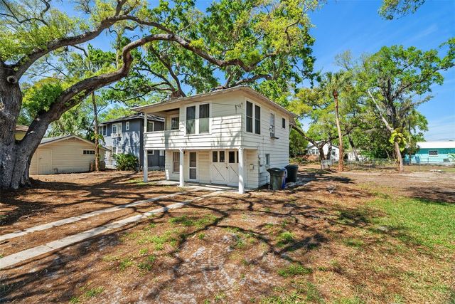 300 PRESIDENT STREET, Dunedin, FL 34698