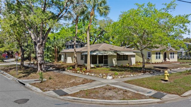 300 PRESIDENT STREET, Dunedin, FL 34698